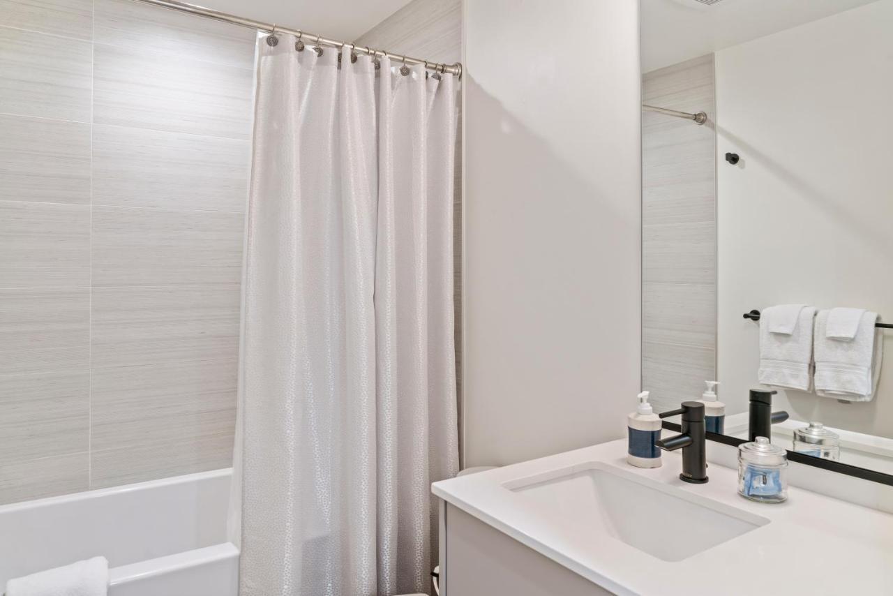 Modern Apartment Near Light Rail Seattle Esterno foto