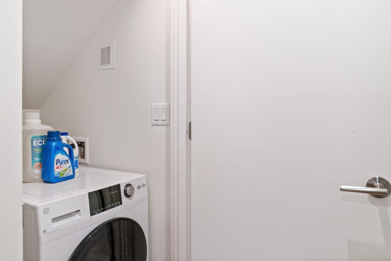 Modern Apartment Near Light Rail Seattle Esterno foto
