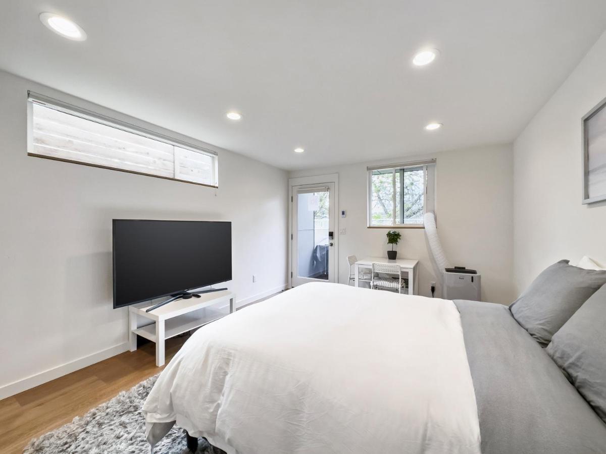Modern Apartment Near Light Rail Seattle Esterno foto